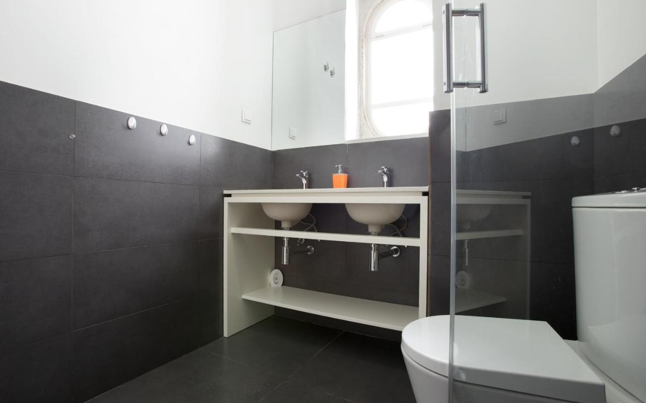 Zweibettzimmer mit eigenem Bad